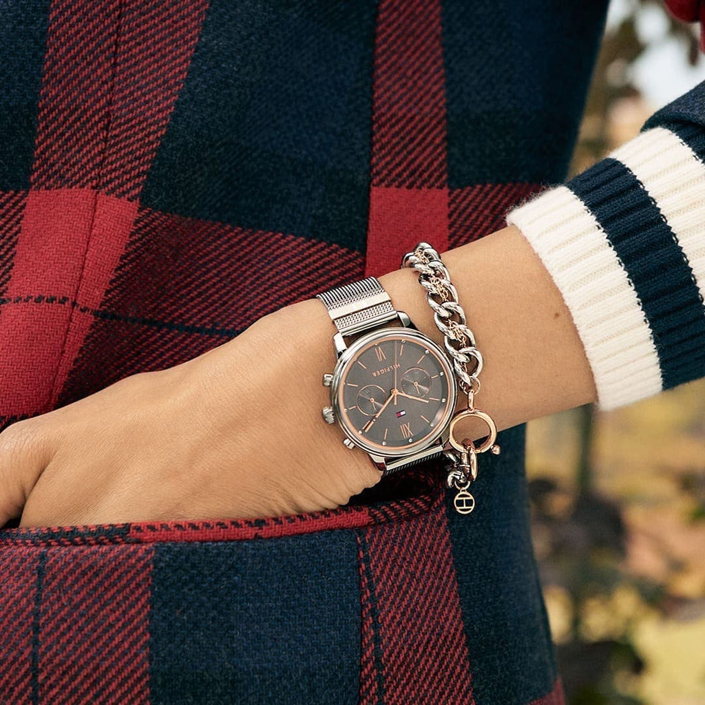 ساعة تومي للسيدات : دليلك للحصول على الأناقة والجودة 2 ساعة تومي للسيدات : دليلك للحصول على الأناقة والجودة